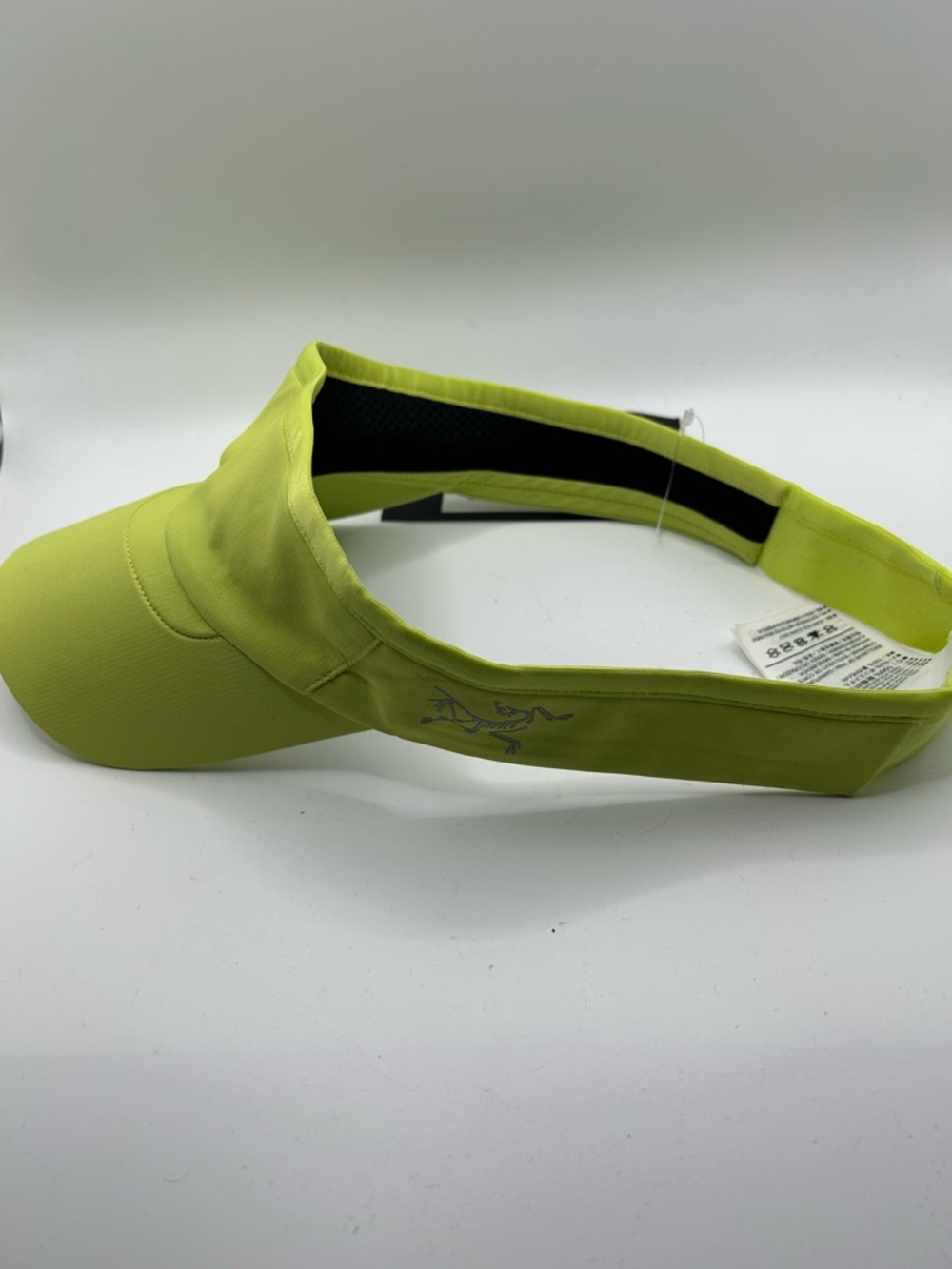 Arcteryx neon yellow nylon visor NWT size L/XL